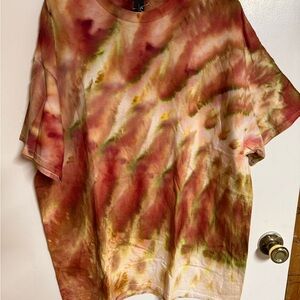 Tie-Dye T-Shirt in Red and Green